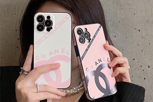 2024 年版の 6 月 3 日は世界自転車の日に定められており、この日は非常に意義深いです。それが代表する製品は独特の魅力を持っており、男女どちらも気軽に乗りこなせ、性別を問わない実用性とファッション感覚を示しています。同時に、嬉しいことに、今回は 12 種類の最も人気のある Chanel iPhone ケースも発表されました。これらのケースは間違いなくファッションとテクノロジーの完璧な融合です。それらは精巧なデザインと高級な質感によ