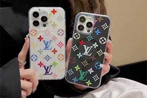 国際平和日韓の最新トレンドブランド、iPhone 16シリーズのスマホケースがついに発売されました!このシリーズには、iPhone 16、iPhone 16 Plus、iPhone 16 Pro、iPhone 16 Pro Maxのケースが含まれており、デザインはおしゃれで品質も優れています。各ケースは最先端の素材で作られており、スマホの最適な保護と外観を確保しています。シンプルでモダンなものから個性的なものまで、このシリーズはあらゆる